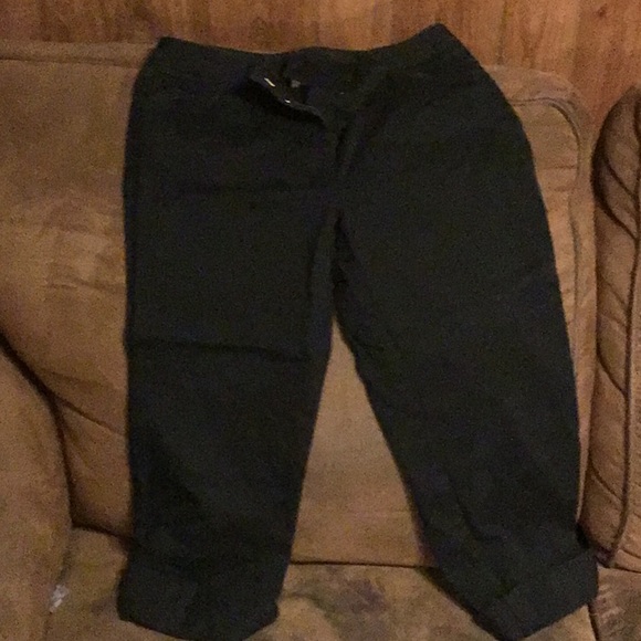 LOFT Pants & Jumpsuits Capris Poshmark
